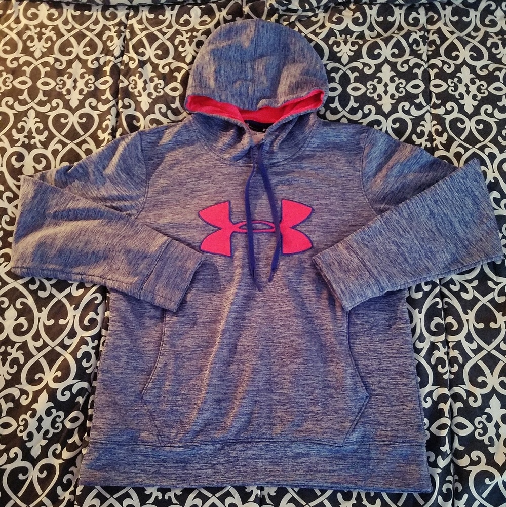 UNDER ARMOUR - Hoodie